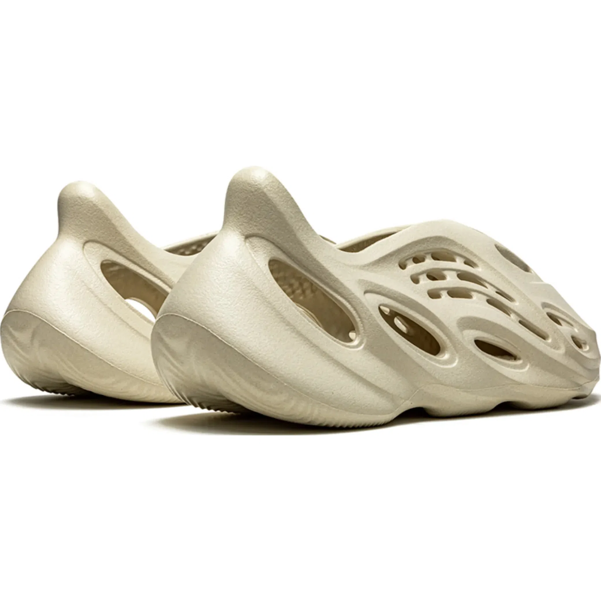 Сланцы Adidas Yeezy Foam RNNR MXT "Sand" | Farsel