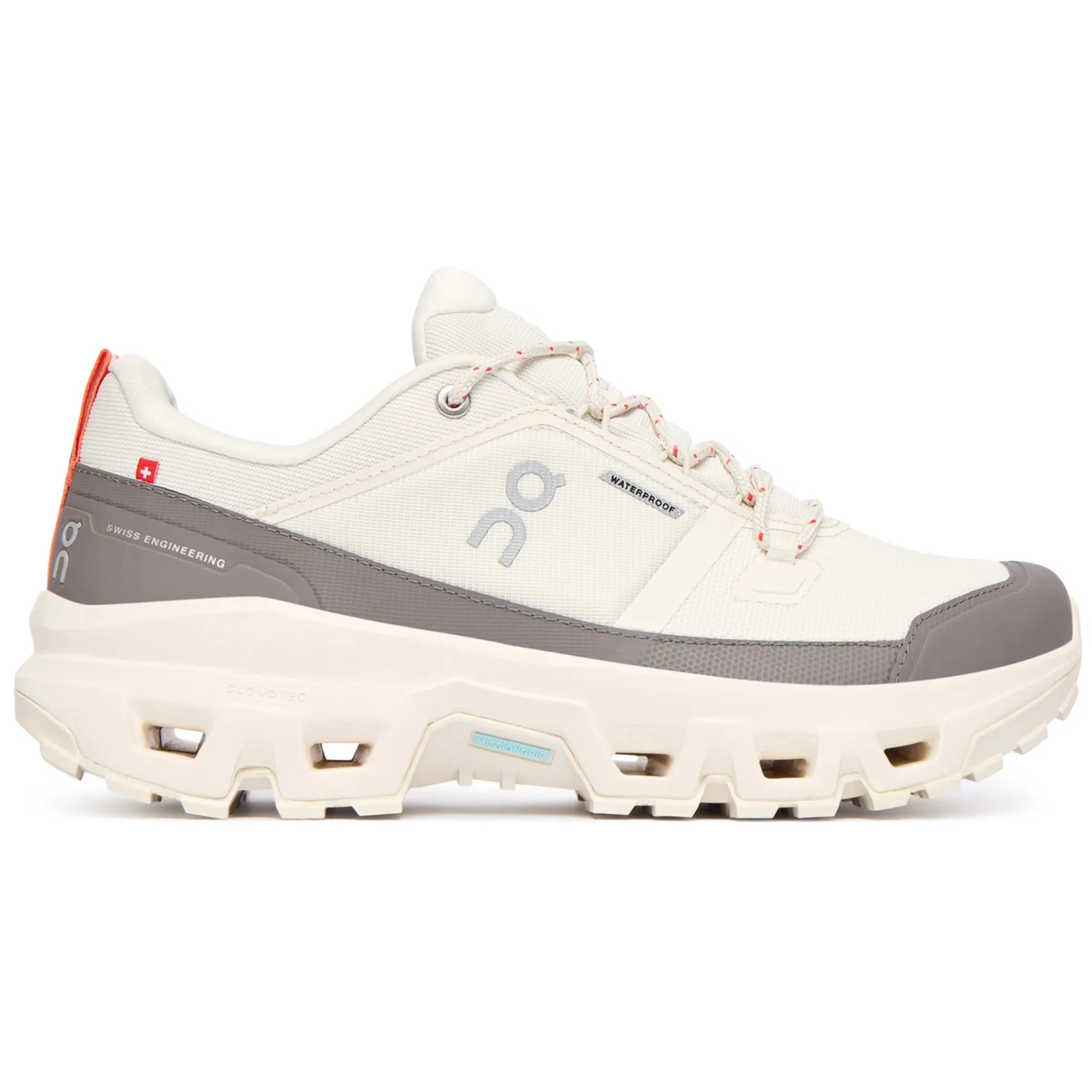 Кроссовки ON Cloudrock Low Waterproof "Ivory" | Farsel