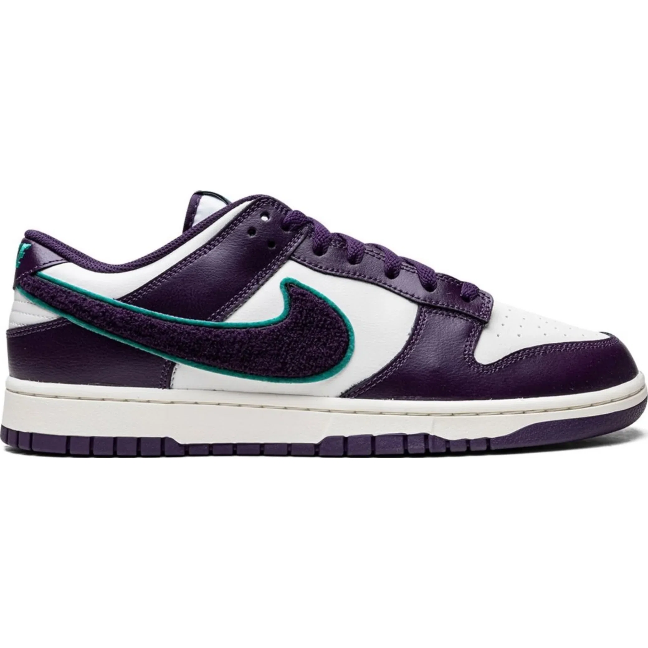 Кроссовки Nike Dunk Low "Chenille Swoosh Sail Grand Purple" | Farsel