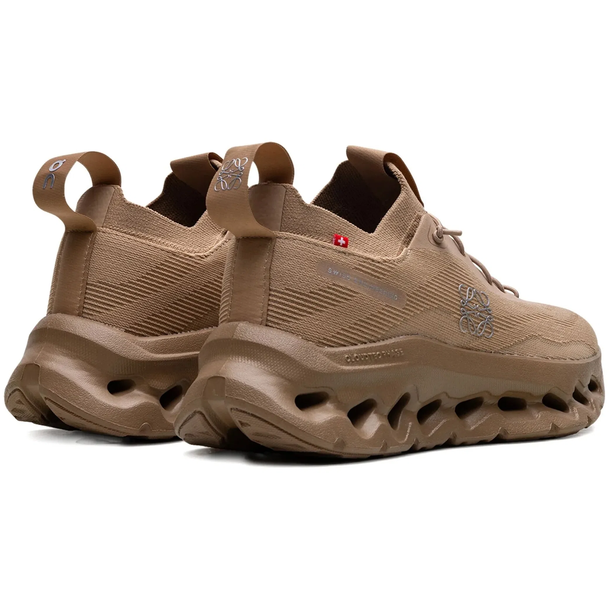 Кроссовки ON Loewe Cloudtilt WMNS "Dark Sand" | Farsel