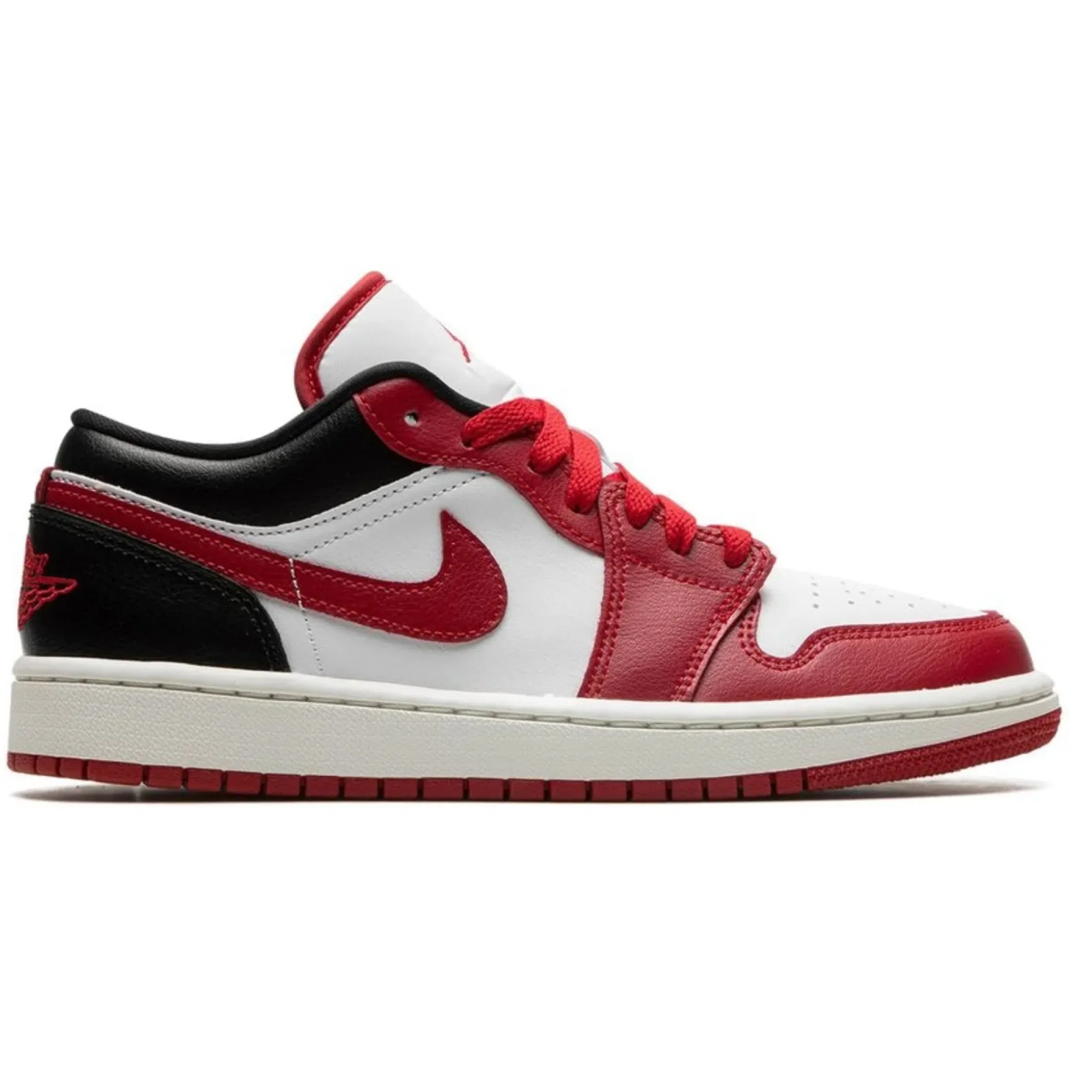 Кроссовки Nike Air Jordan 1 Low WMNS "Reverse Black Toe" | Farsel