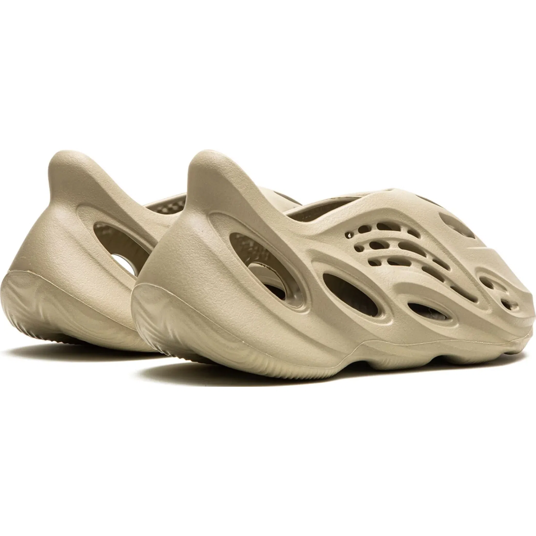 Сланцы Adidas Yeezy Foam RNNR "Stone Salt" | Farsel